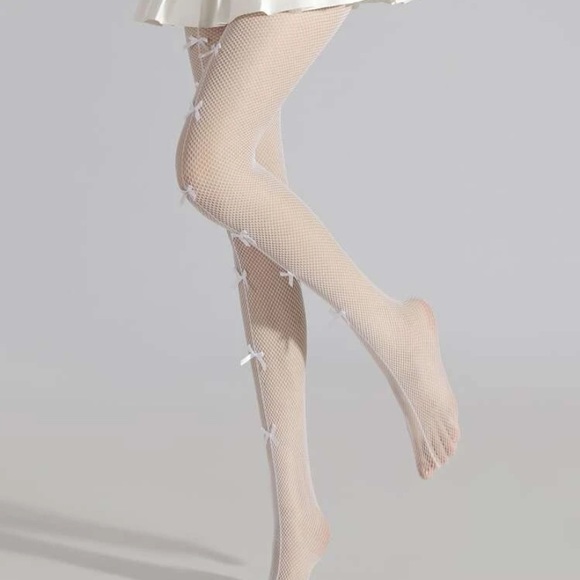 BNWT White fishnet tights with bows - Picture 3 of 4
